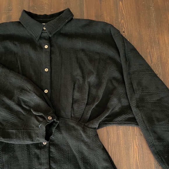 Free People Button Down Puff Sleeve Mini. Size XS - Picture 7 of 15